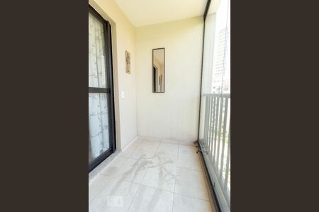 Apartamento para alugar com 68m², 3 quartos e 1 vagaVaranda