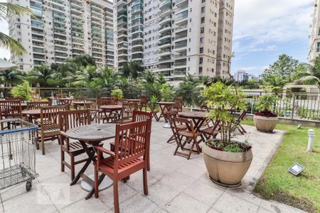 Apartamento para alugar com 113m², 3 quartos e 2 vagas Apartamento para alugar com 113m², 3 quartos e 2 vagasChurrasqueira