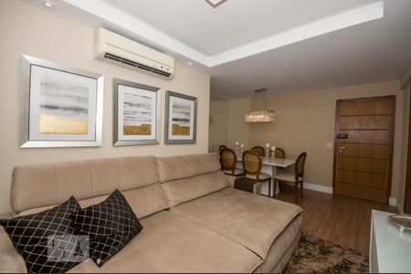 Sala de apartamento para alugar com 3 quartos, 113m² em Jacarepaguá, Rio de Janeiro