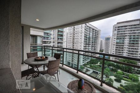 Apartamento para alugar com 113m², 3 quartos e 2 vagas Apartamento para alugar com 113m², 3 quartos e 2 vagasQuarto 2