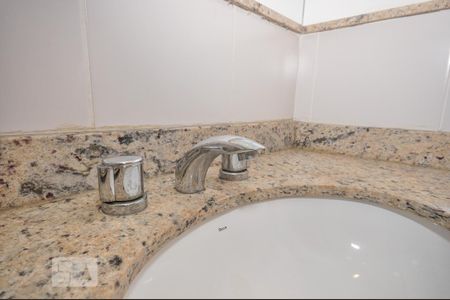 Apartamento para alugar com 113m², 3 quartos e 2 vagas Apartamento para alugar com 113m², 3 quartos e 2 vagasBanheiro Social