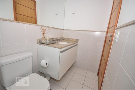 Apartamento para alugar com 113m², 3 quartos e 2 vagas Apartamento para alugar com 113m², 3 quartos e 2 vagasBanheiro Social