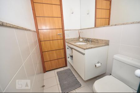 Apartamento para alugar com 113m², 3 quartos e 2 vagas Apartamento para alugar com 113m², 3 quartos e 2 vagasBanheiro Suíte