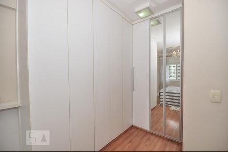 Apartamento para alugar com 113m², 3 quartos e 2 vagas Apartamento para alugar com 113m², 3 quartos e 2 vagasSuíte