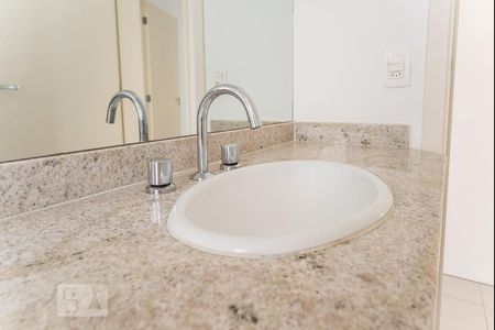 Apartamento para alugar com 123m², 3 quartos e 2 vagasBanheiro