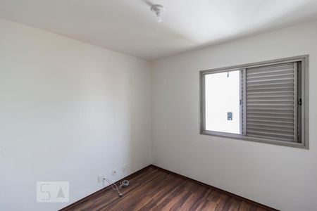 Apartamento para alugar com 112m², 3 quartos e 2 vagasQuarto 2