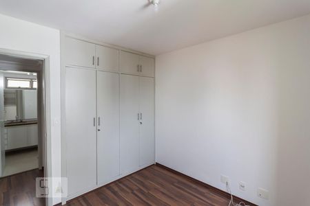 Apartamento para alugar com 112m², 3 quartos e 2 vagasQuarto 2