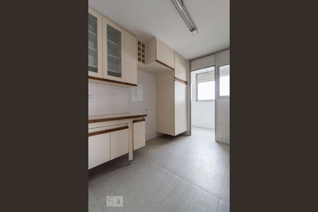 Apartamento para alugar com 112m², 3 quartos e 2 vagasCozinha