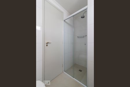 Banheiro de apartamento para alugar com 3 quartos, 112m² em Vila Pompéia, São Paulo