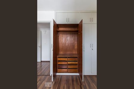 Apartamento para alugar com 112m², 3 quartos e 2 vagasQuarto 2