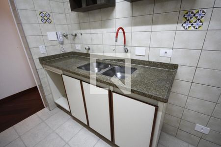 Apartamento para alugar com 77m², 3 quartos e 2 vagasCozinha
