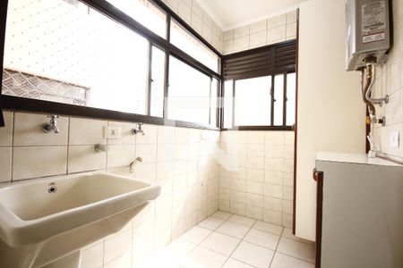 Apartamento para alugar com 77m², 3 quartos e 2 vagasÁrea de Serviço