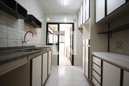 Apartamento para alugar com 77m², 3 quartos e 2 vagasCozinha