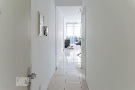 Corredor de apartamento para alugar com 2 quartos, 80m² em Consolação, São Paulo