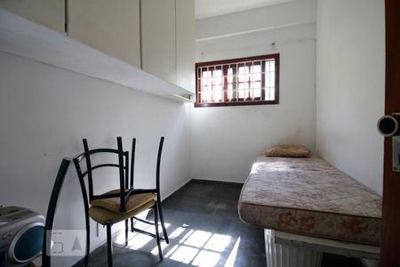 Casa para alugar com 647m², 5 quartos e 4 vagasQuarto de serviço 1