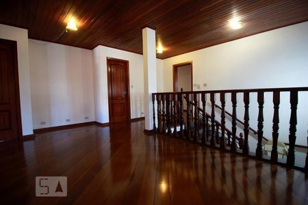 Casa para alugar com 647m², 5 quartos e 4 vagasSala