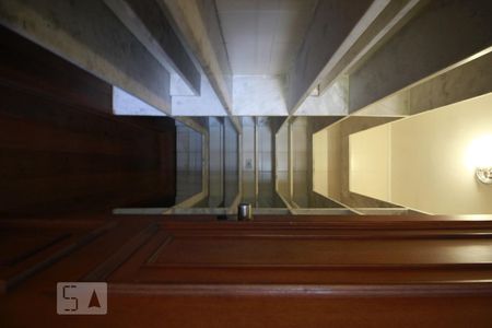 Casa para alugar com 647m², 5 quartos e 4 vagasDespensa