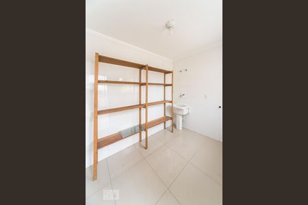 Casa à venda com 78m², 3 quartos e 2 vagasÁrea de Serviço