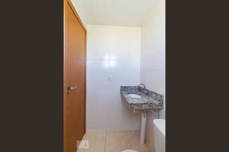 Banheiro Suíte de apartamento para alugar com 2 quartos, 64m² em Conjunto Helena Antipoff, Belo Horizonte