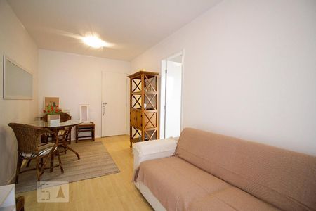Sala de apartamento para alugar com 1 quarto, 42m² em Vila Pompéia, São Paulo