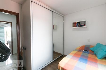 Casa à venda com 161m², 4 quartos e 5 vagasSuíte 2 
