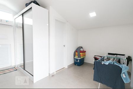 Casa à venda com 161m², 4 quartos e 5 vagasSuíte 4 