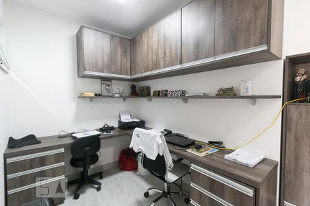 Casa à venda com 161m², 4 quartos e 5 vagasEscritório 