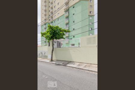Apartamento para alugar com 55m², 2 quartos e 1 vaga Apartamento para alugar com 55m², 2 quartos e 1 vagaFachada