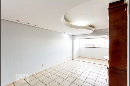 Sala de apartamento para alugar com 3 quartos, 95m² em Setor Bueno, Goiânia