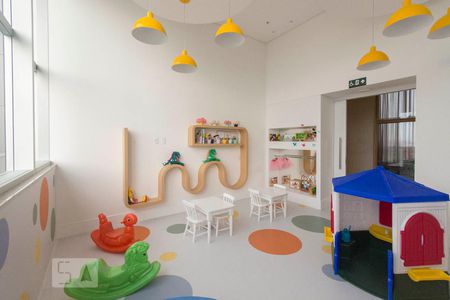 Apartamento à venda com 33m², 1 quarto e 1 vaga Apartamento à venda com 33m², 1 quarto e 1 vagaBrinquedoteca