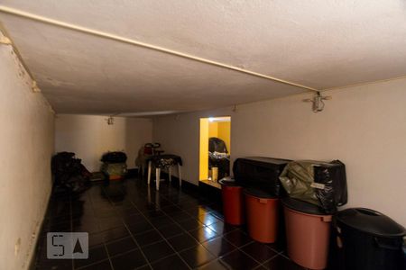 Casa para alugar com 400m², 4 quartos e 4 vagasDepósito