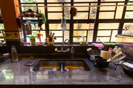 Casa para alugar com 400m², 4 quartos e 4 vagasCozinha