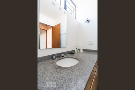 Casa para alugar com 400m², 4 quartos e 4 vagasSuíte quarto 3