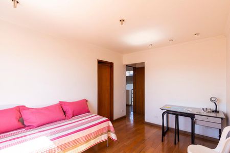 Casa para alugar com 400m², 4 quartos e 4 vagasQuarto 3 - Suíte