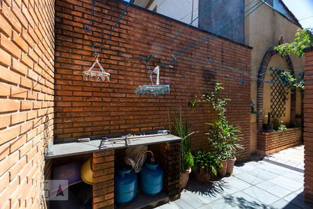 Casa para alugar com 400m², 4 quartos e 4 vagasÁrea de serviço