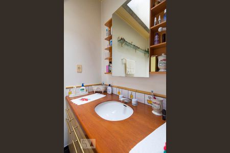 Casa para alugar com 400m², 4 quartos e 4 vagasSuíte quarto 1