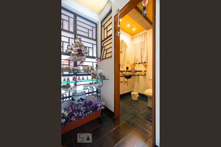 Casa para alugar com 400m², 4 quartos e 4 vagasLavabo