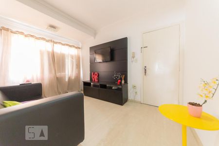 Sala de apartamento para alugar com 1 quarto, 50m² em Centro, Campinas