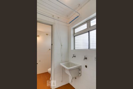 Apartamento à venda com 62m², 2 quartos e 1 vaga Apartamento à venda com 62m², 2 quartos e 1 vagaÁrea de serviço