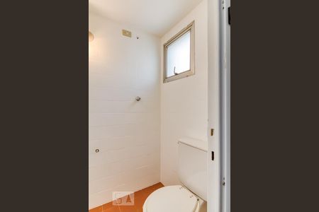 Apartamento à venda com 62m², 2 quartos e 1 vaga Apartamento à venda com 62m², 2 quartos e 1 vagaBanheiro de serviço