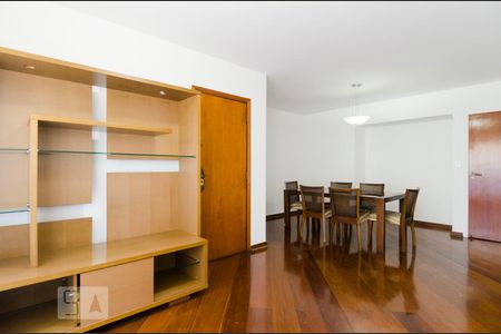 Apartamento para alugar com 150m², 3 quartos e 3 vagasSala