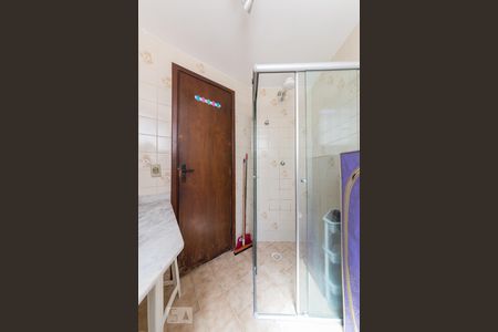 Banheiro de kitnet/studio para alugar com 1 quarto, 40m² em Centro, Campinas