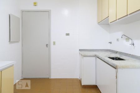 Apartamento à venda com 68m², 2 quartos e 1 vagaCozinha