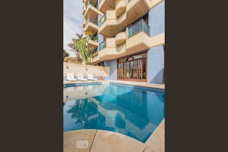 Apartamento para alugar com 70m², 1 quarto e 1 vaga Apartamento para alugar com 70m², 1 quarto e 1 vagaÁrea Comum - Piscina