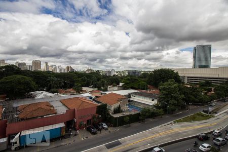 Apartamento para alugar com 118m², 2 quartos e 1 vaga Apartamento para alugar com 118m², 2 quartos e 1 vagaVaranda gourmet vista