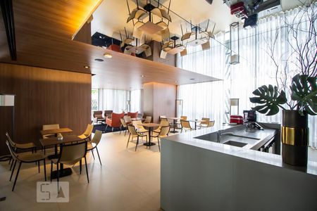 Apartamento para alugar com 118m², 2 quartos e 1 vaga Apartamento para alugar com 118m², 2 quartos e 1 vagaSkye bar - Condomínio