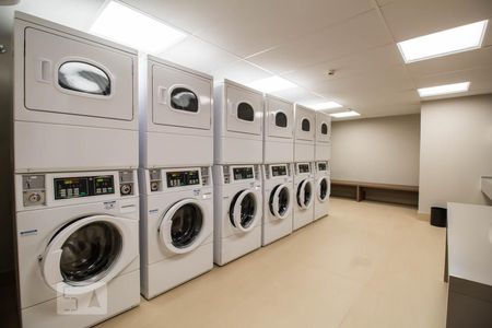 Apartamento para alugar com 118m², 2 quartos e 1 vaga Apartamento para alugar com 118m², 2 quartos e 1 vagaLavanderia coletiva - Condomínio