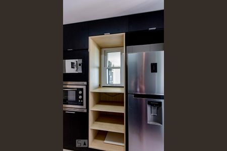 Cozinha de apartamento para alugar com 1 quarto, 60m² em Jardim Goiás, Goiânia
