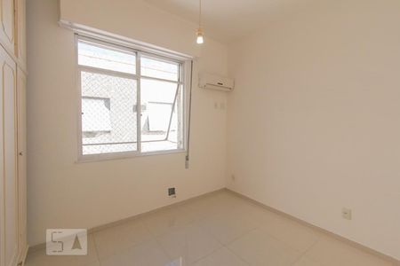 Apartamento para alugar com 95m², 2 quartos e 1 vaga Apartamento para alugar com 95m², 2 quartos e 1 vagaQuarto 2