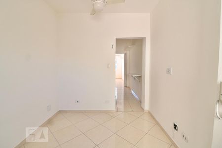 Apartamento à venda com 32m², 1 quarto e sem vagaSala 